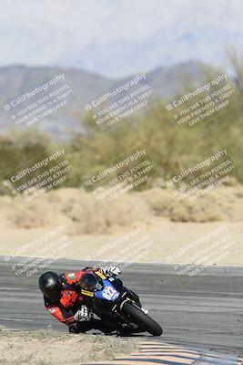 media/Dec-07-2025-CVMA (Sun) [[3e7d2de5dc]]/Race 7-Formula Lightweight Twins Shootout/